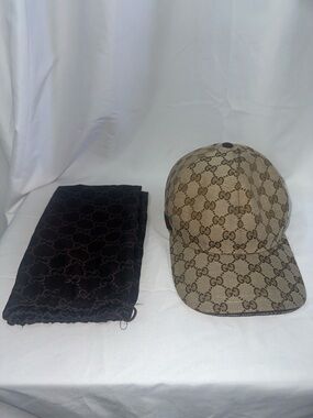 Gucci Beige GG Monogram Cap with Dark Brown Monogram dust bag.
